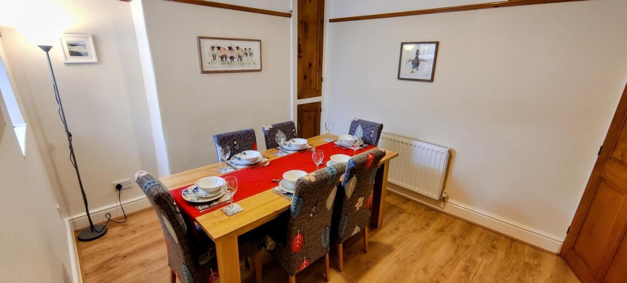 Rhubarb Terrace On The Coast - Sleeps 1-6 Villa Colwyn Bay Kültér fotó
